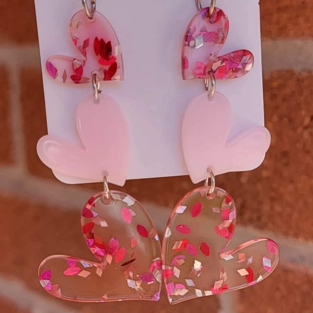 Chic Pink Heart Drop Earrings